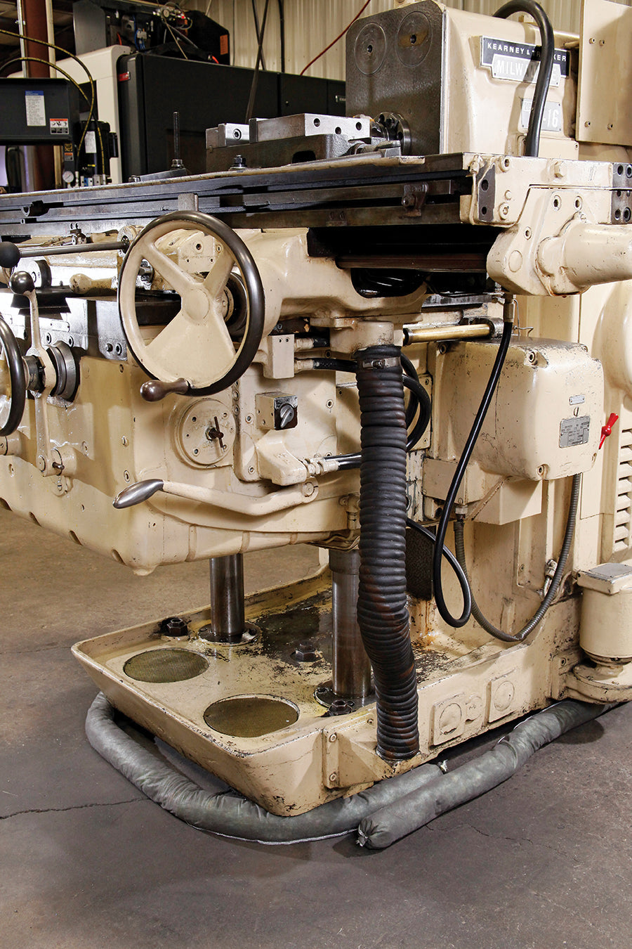 Universal Sock at base of machine