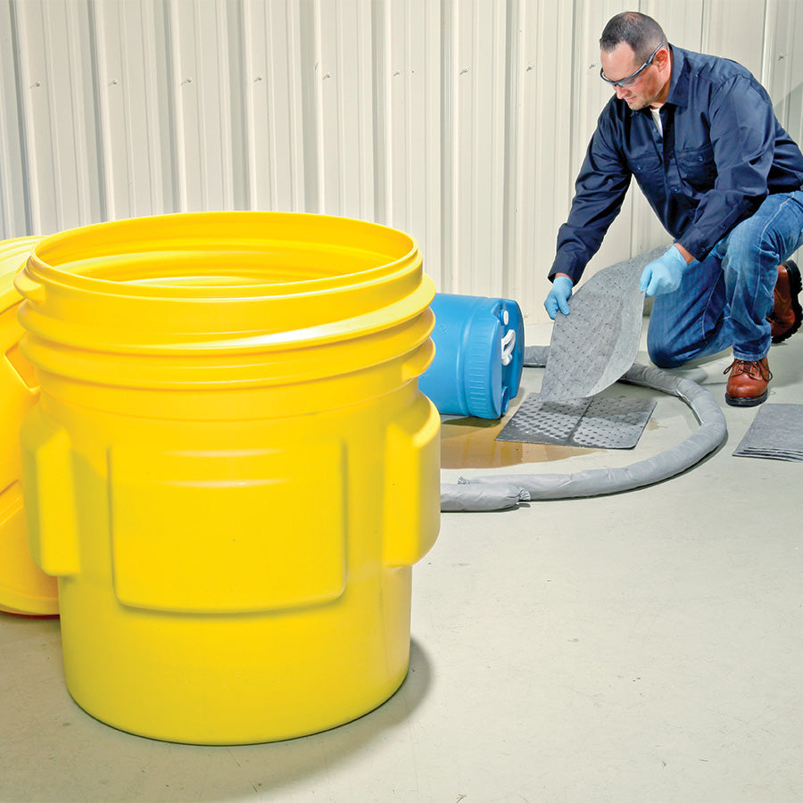 95-gallon Universal spill kit drum clean up