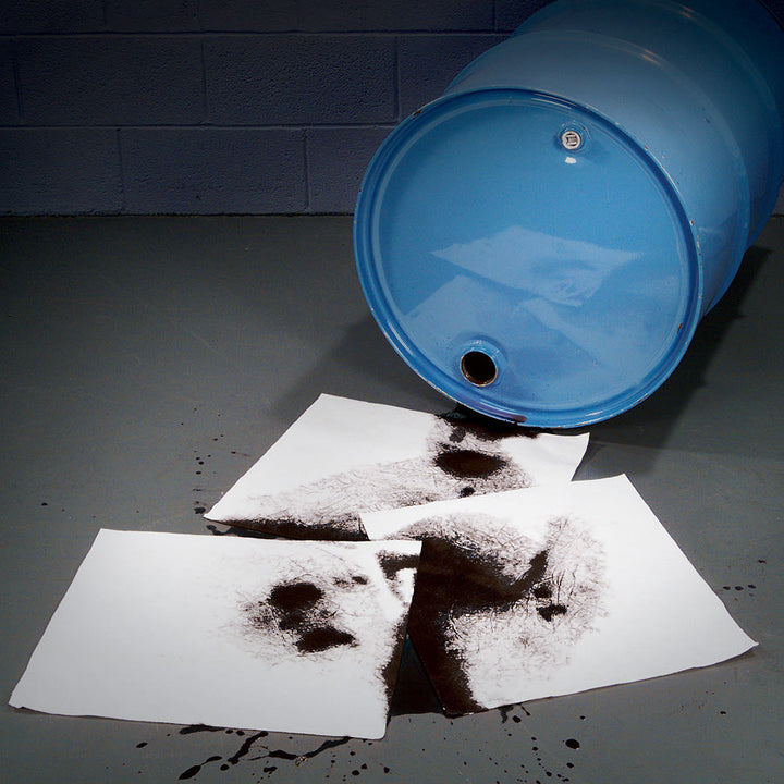 Oil Only Absorbent Pads Barrel Spill